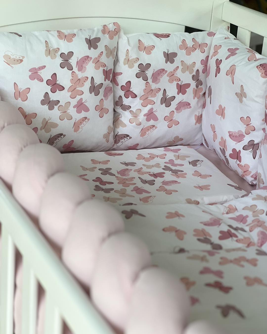 Pčelica ogradica sa pletenicom, Leptirići,Baby pink