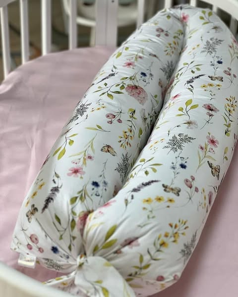 Pčelica jastuk za trudnice, Flowers