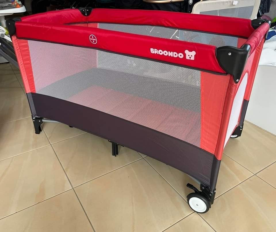 Vikend krevet Broondo red