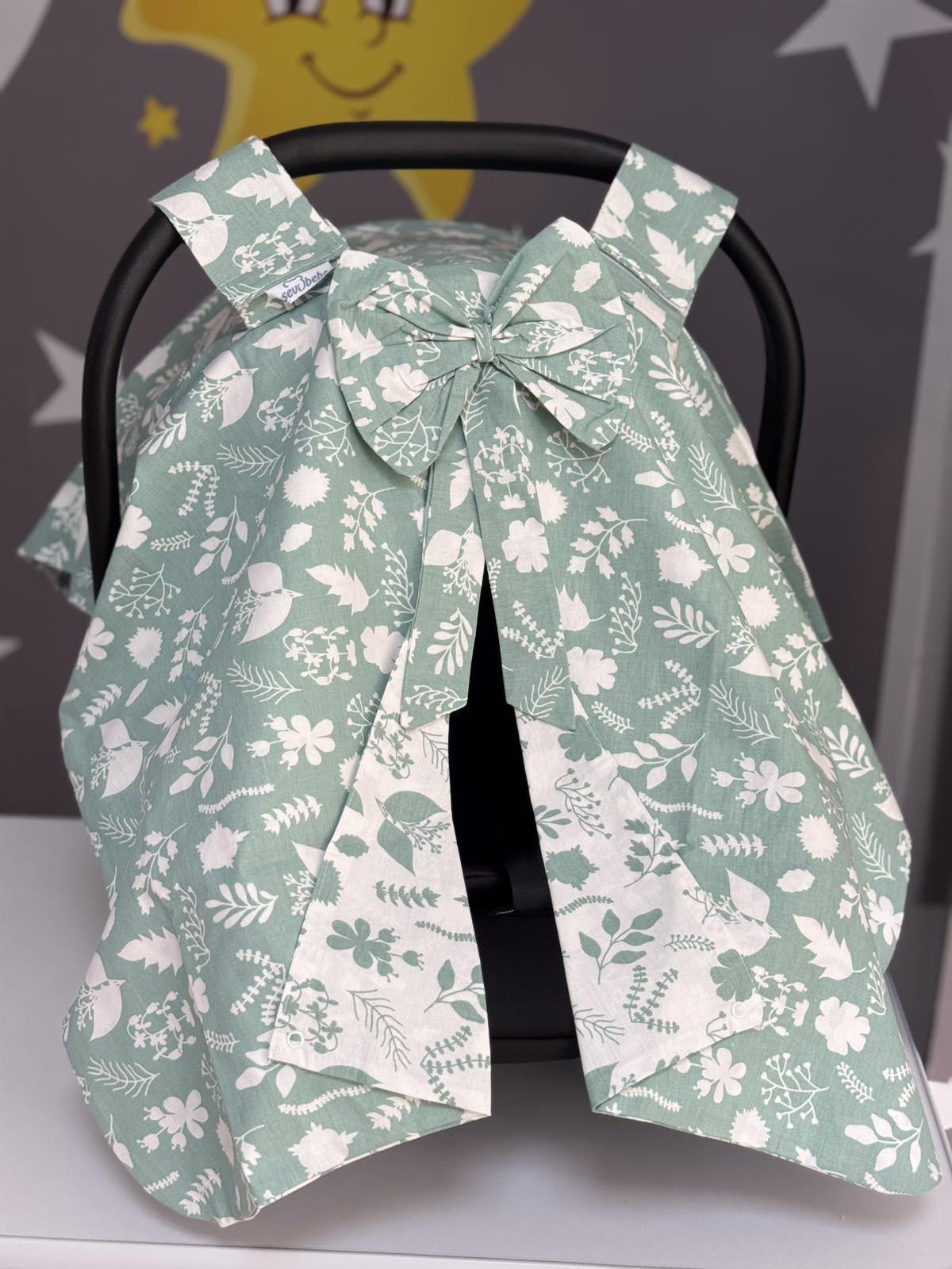 Prekrivač za nosiljku sa mašnom / Light green