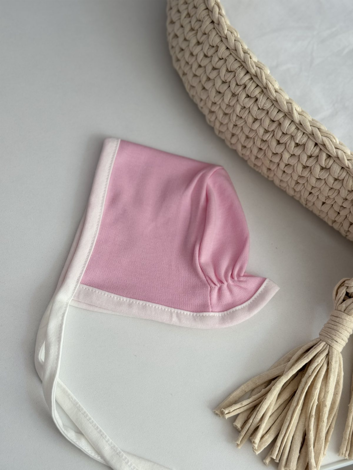 Dječije kapice sa vezicama / Pink