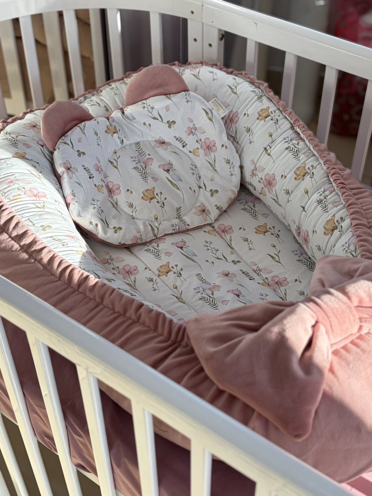 PČELICA BABY GNIJEZDO, flowers/blush rose