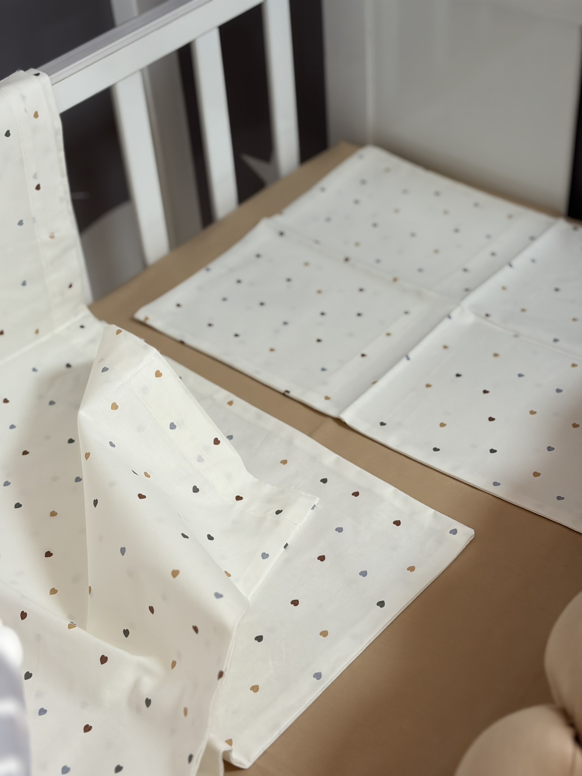 PČELICA SET POSTELJINE/hearts,pink