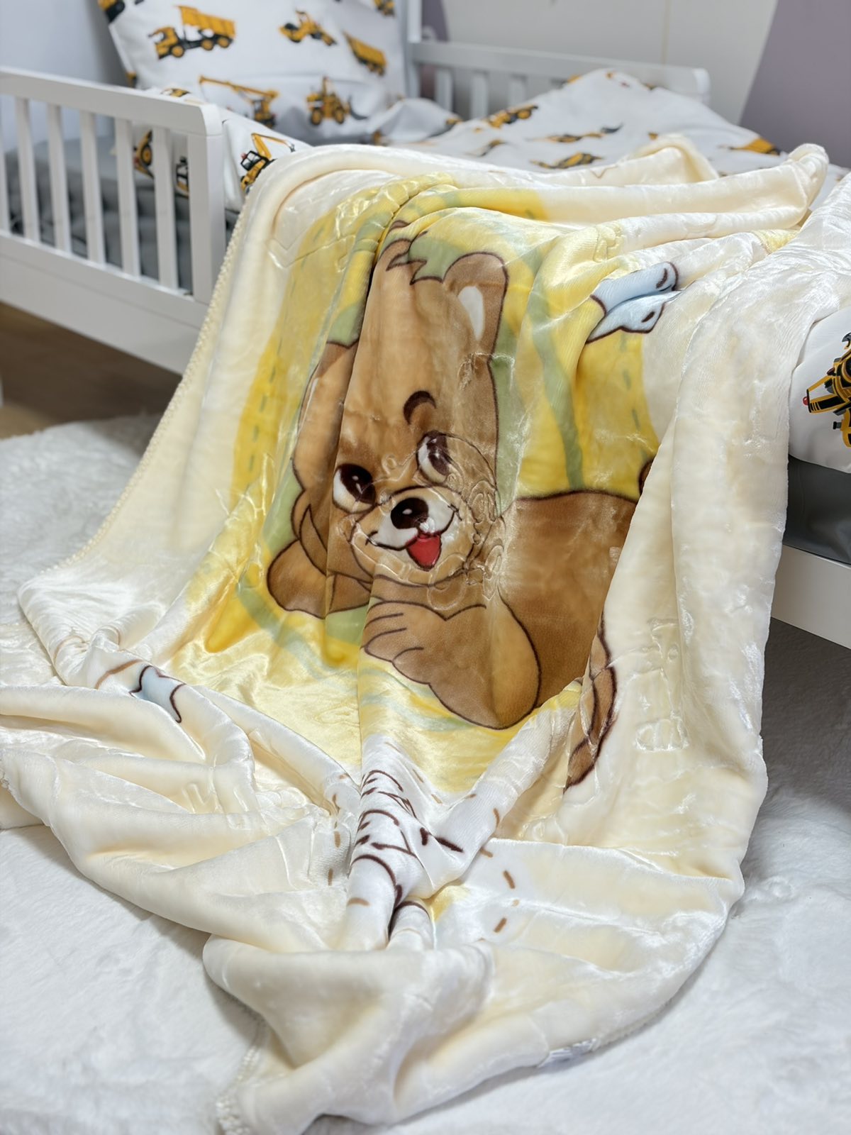 PČELICA DEKICA/sunny adventure