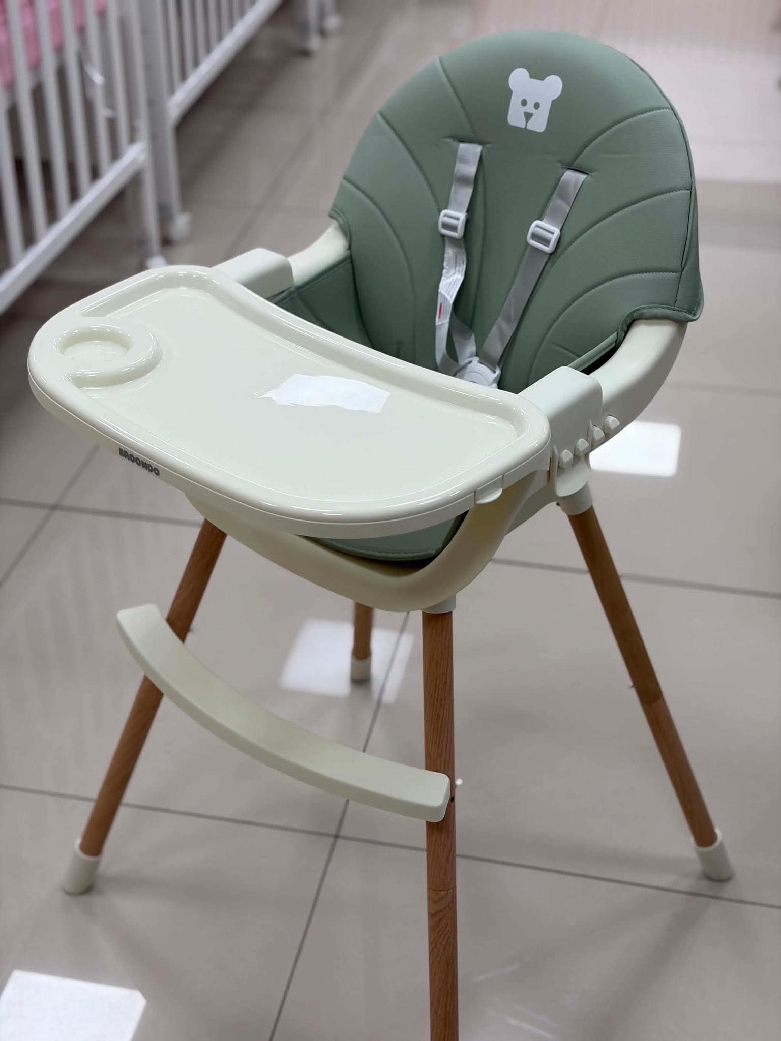 Hranilica Broondo Elego, Green