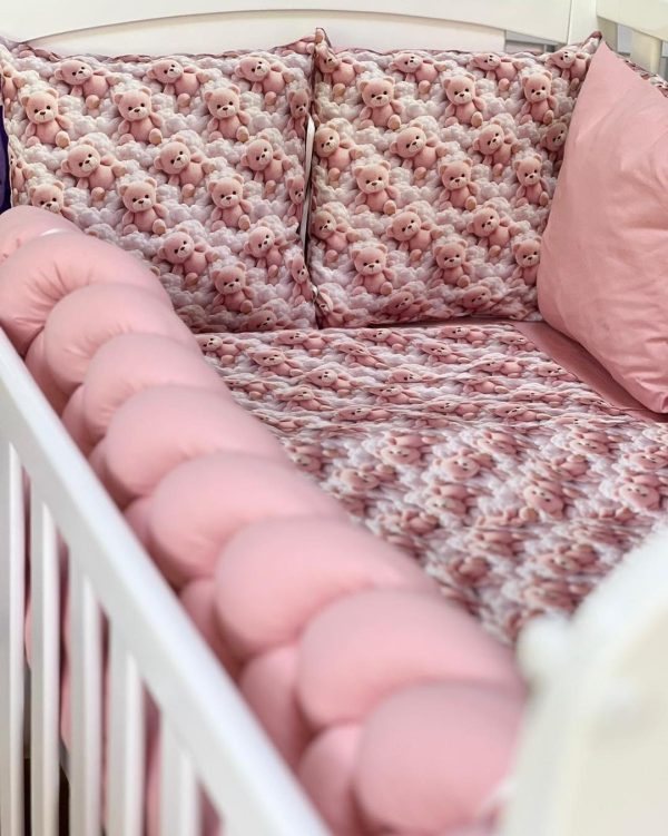 Pčelica ogradica za krevetac, Pink bears